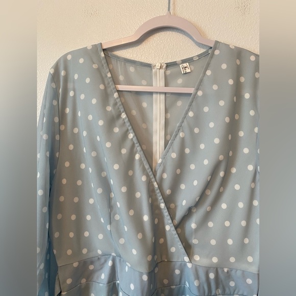 Fashion Boho Sheer Robins Egg Blue & White Polka Dot Belted Shorts Romper Large - Picture 4 of 10